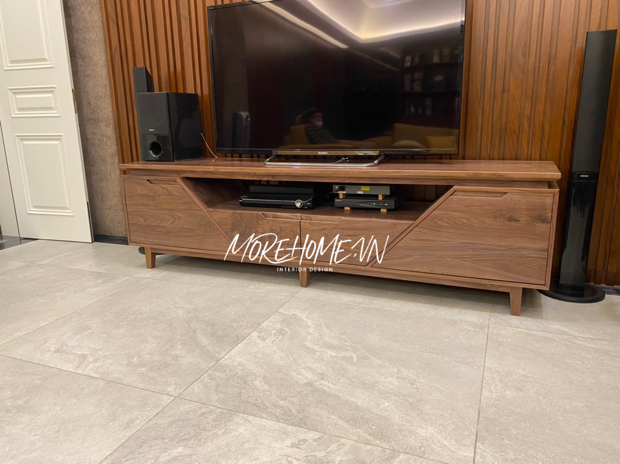  Kệ tivi gỗ óc chó cao cấp