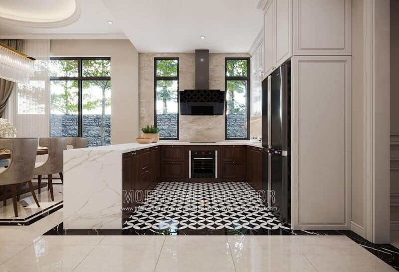 Tủ bếp gỗ tự nhiên đương đại sơn pu trắng cao cấp kết hợp hài hòa đường viền trang trí, tay nắm cổ điển. Thiết kế tủ bếp nhà phố sang trọng