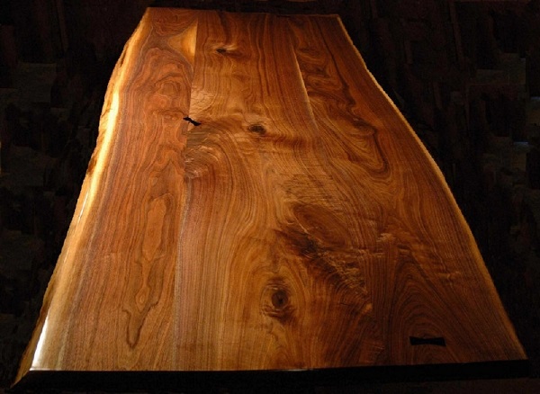 Hướng dẫn phân biệt các loại gỗ óc chó tại Việt Nam