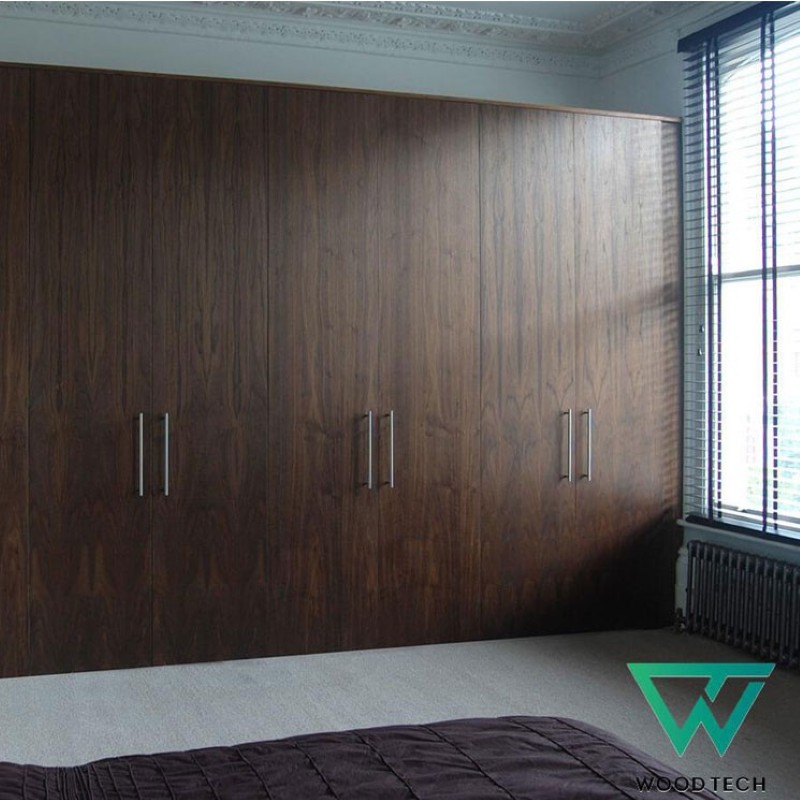 Giá tủ quần áo gỗ óc chó